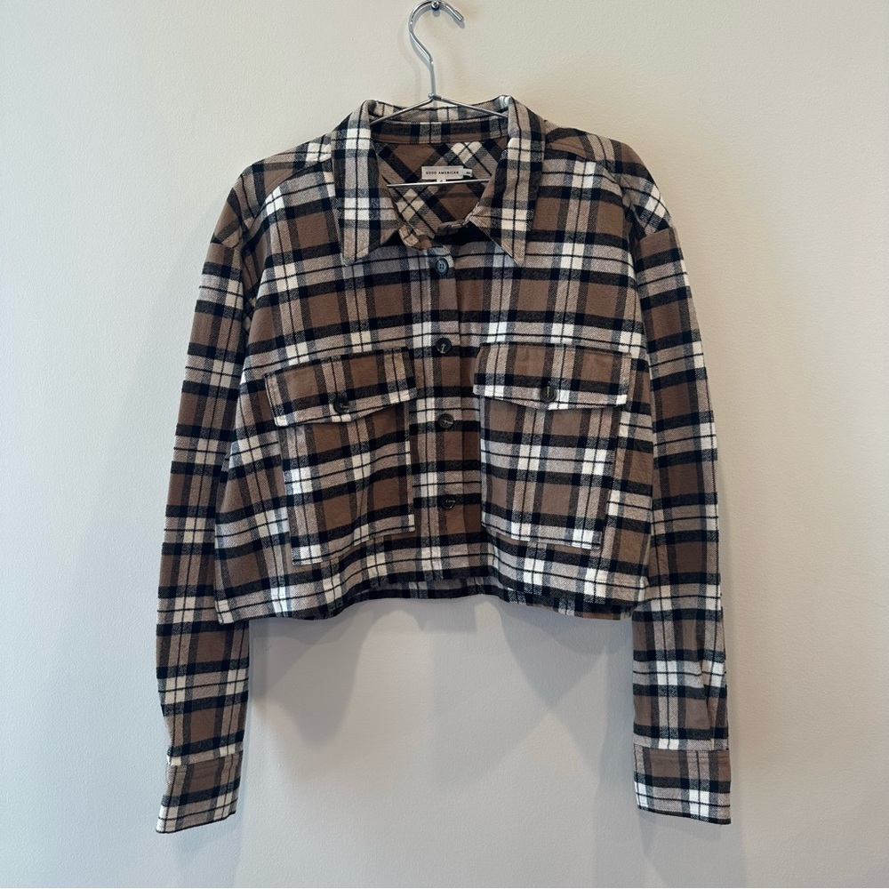 Good American | Cropped Plaid Button Up - Perfect for Fall!